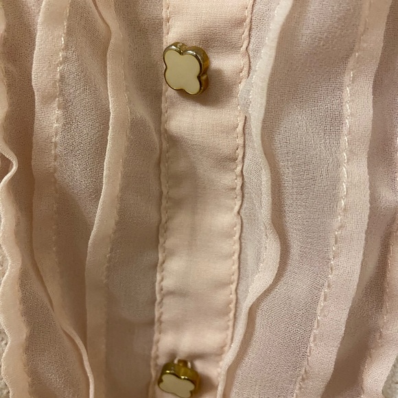 Blouse Magender size 8 M color pink similar a Beige - Picture 3 of 7